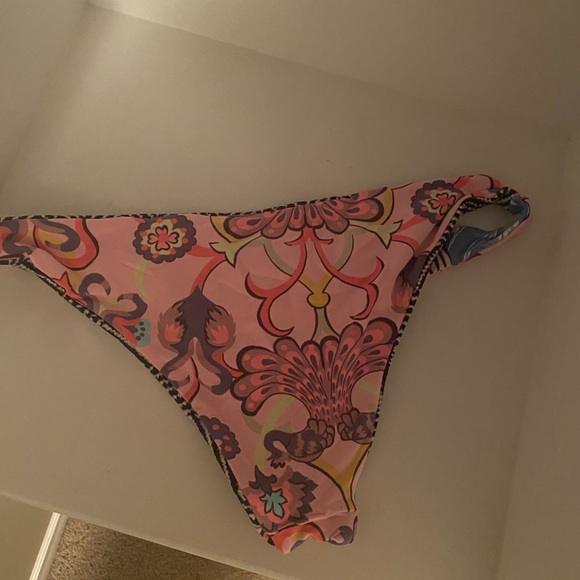 Maaji reversible bikini bottoms - Picture 5 of 5